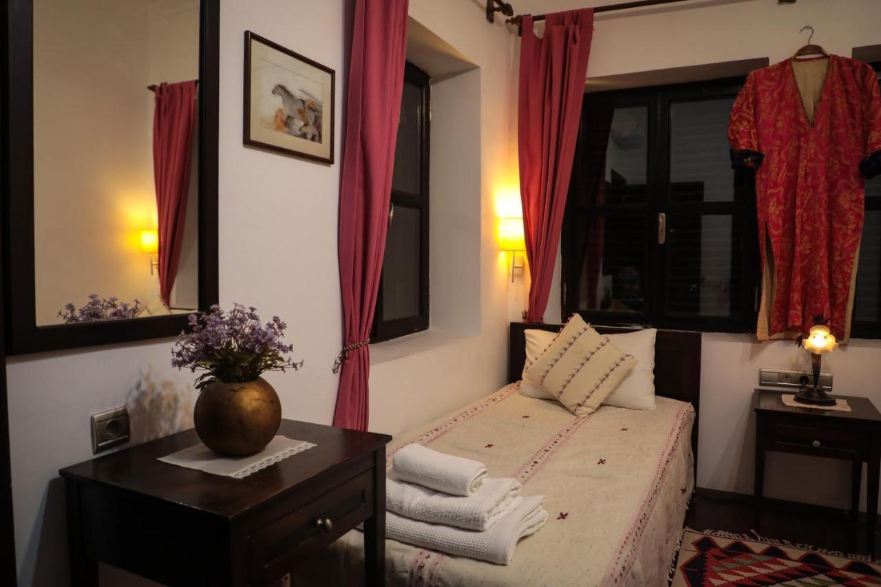 Hadrianus Pansion Hotel อันตัลยา ภายนอก รูปภาพ